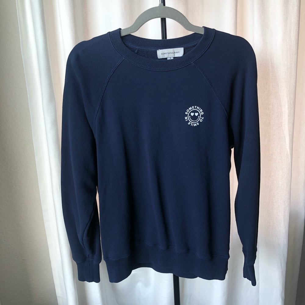 SOMETHING NAVY smiley face crewneck sweater